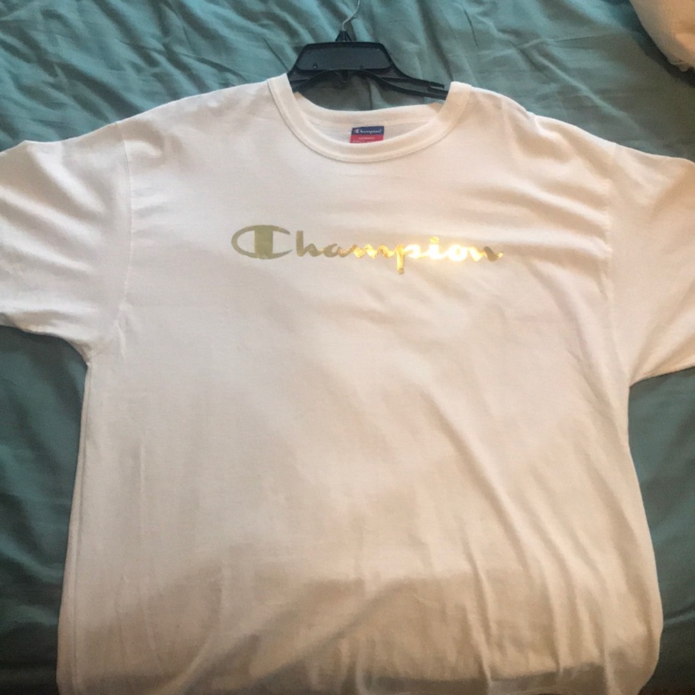 Never worn Champion t-shirt